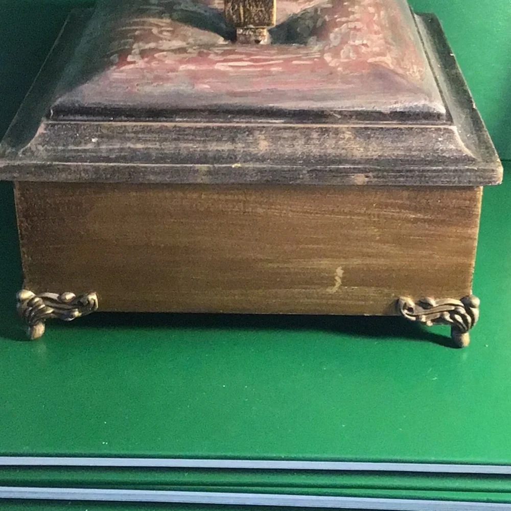 Pier 1 vibtake keepsake